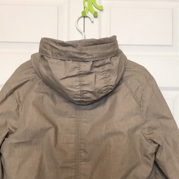 Bench Ladies Parka size Large - Picture 9 of 10